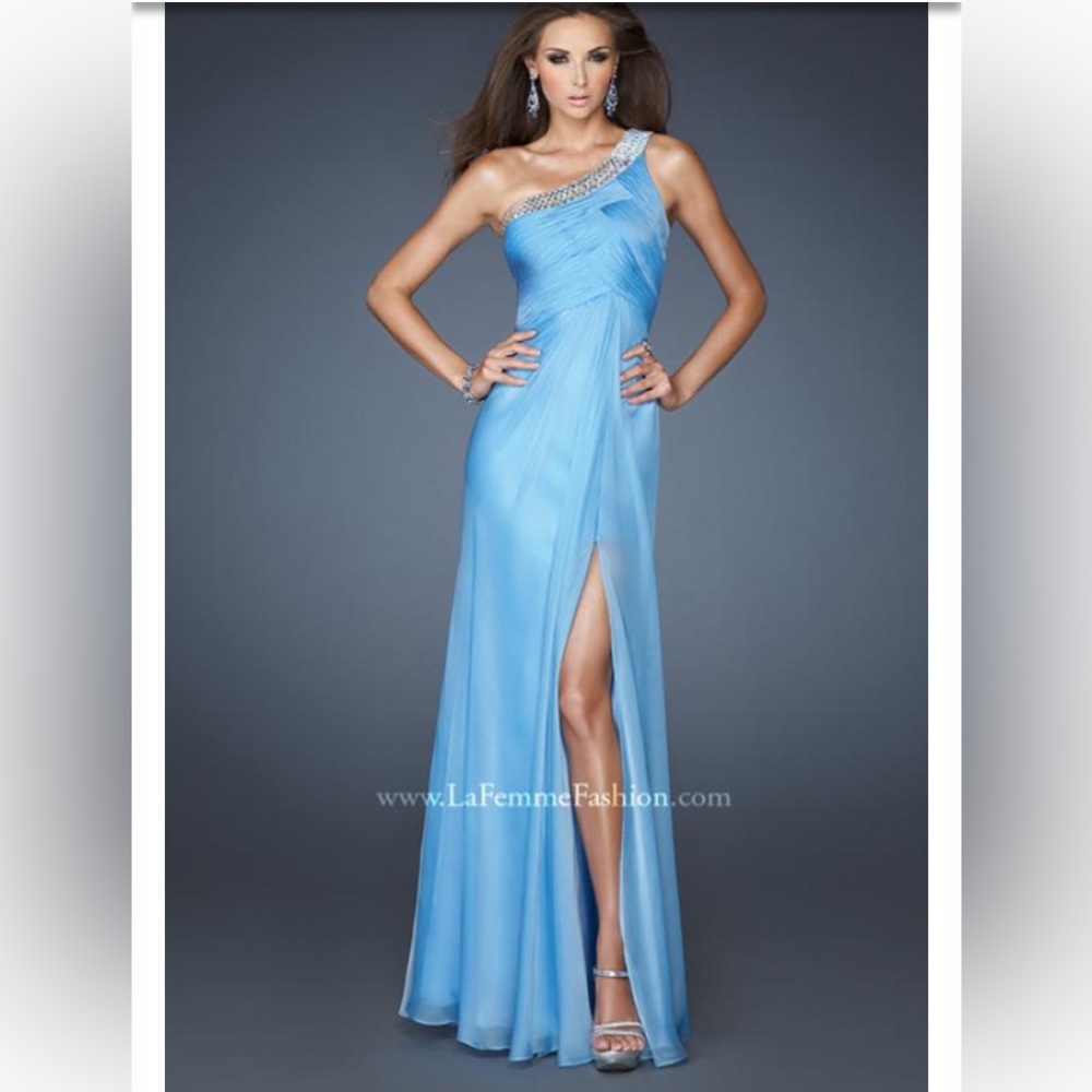 La Femme 18539 Sky Blue One Shoulder Dress, Size 0 Pageant Gown